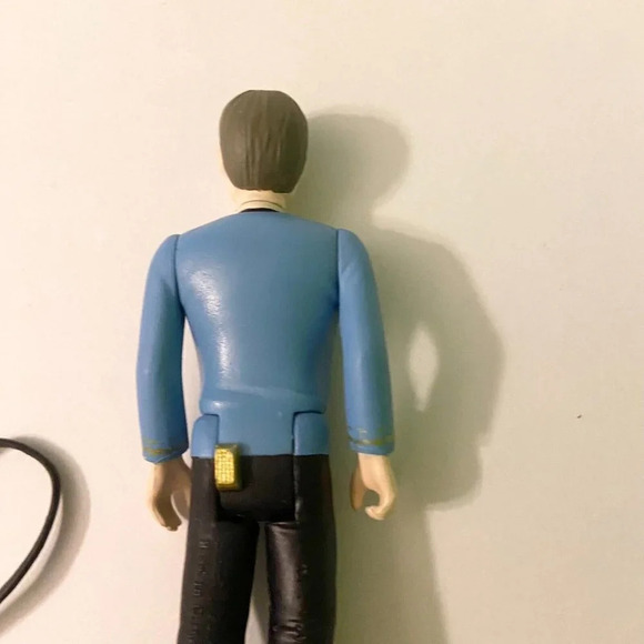 2015 Funko Star  Trek Dr McCoy 3.75 Inch Poseable Action Figures - Picture 14 of 16